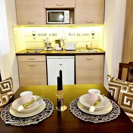 Nora Studio Apartman -