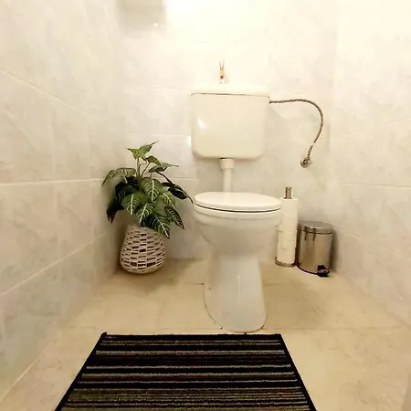 Nora Studio Apartman - Апартаменты