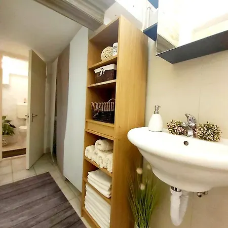 Nora Studio Apartman -